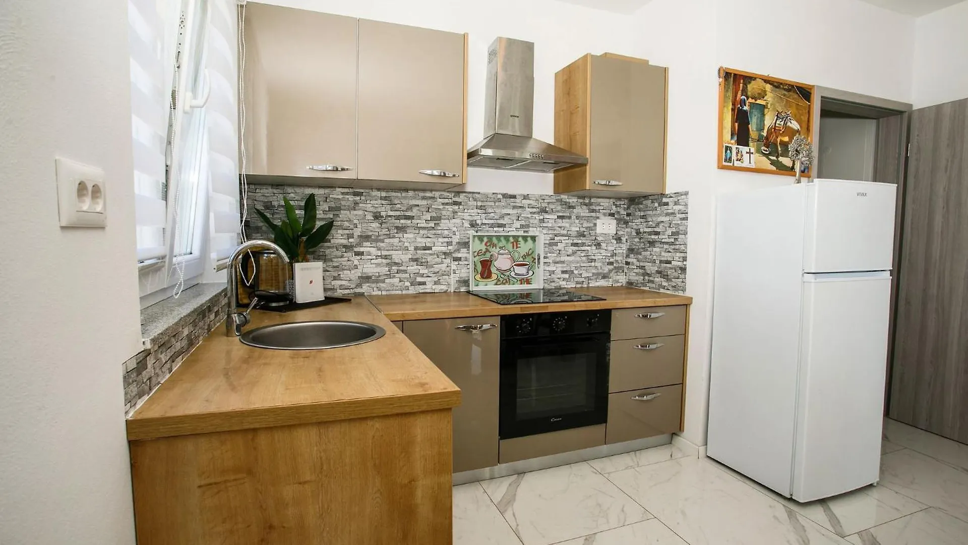 Charming Vrsi Croatia Apartment With Pool And Mountain Views